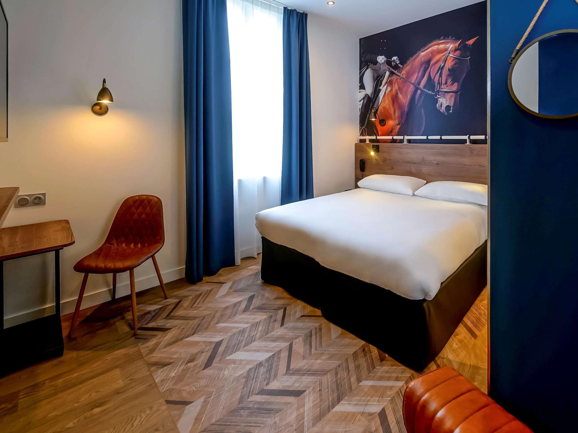 Ibis Styles Saumur Gare Centre Exterior foto