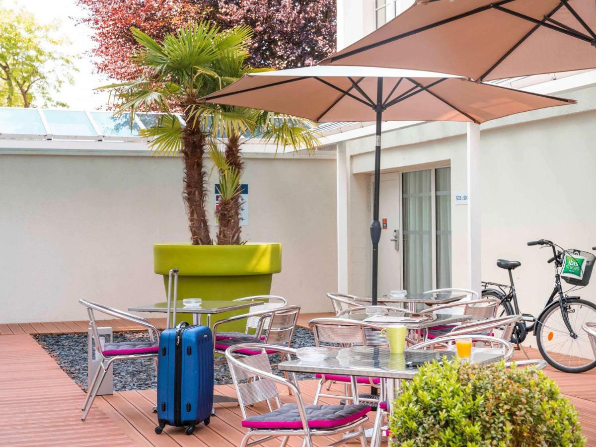 Ibis Styles Saumur Gare Centre Exterior foto